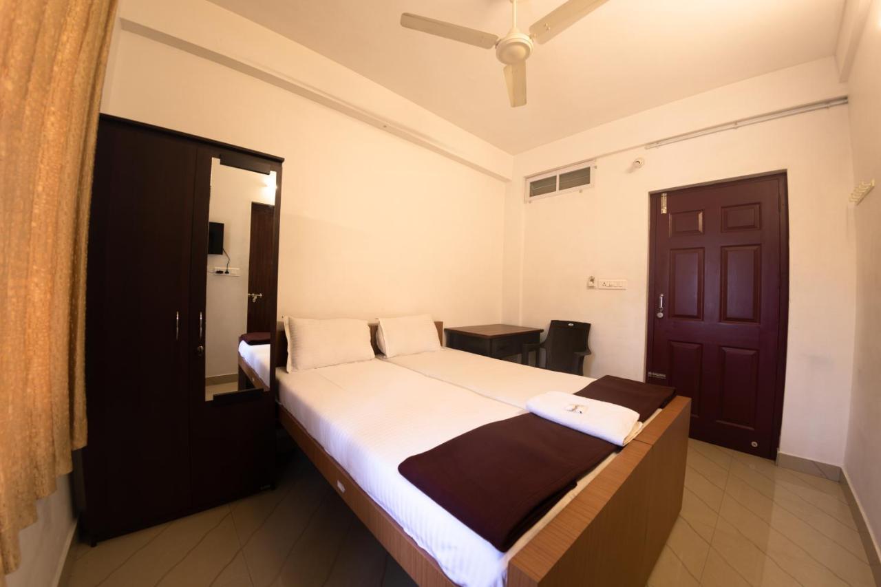 Noah'S Ark Hotel Kochi Exterior foto
